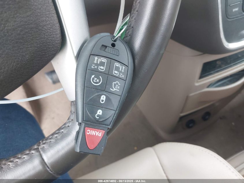 2016 Chrysler Town & Country Touring VIN: 2C4RC1BG8GR298411 Lot: 42974692