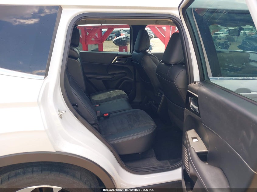 2023 Mitsubishi Outlander Ralliart S-Awc/Se 2.5 S-Awc/Se Black Edition S-Awc/Se Special Editiont S-Awc VIN: JA4J4UA8XPZ024892 Lot: 42974832