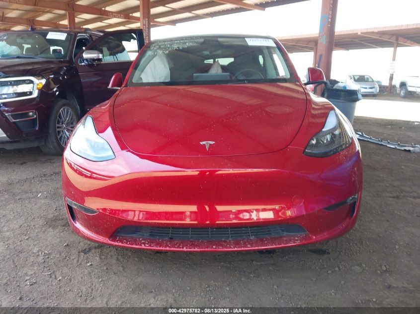 2025 Tesla Model Y Long Range Dual Motor All-Wheel Drive VIN: 7SAYGDEE2SF265178 Lot: 42975782