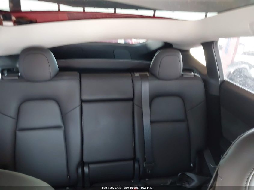 2025 Tesla Model Y Long Range Dual Motor All-Wheel Drive VIN: 7SAYGDEE2SF265178 Lot: 42975782