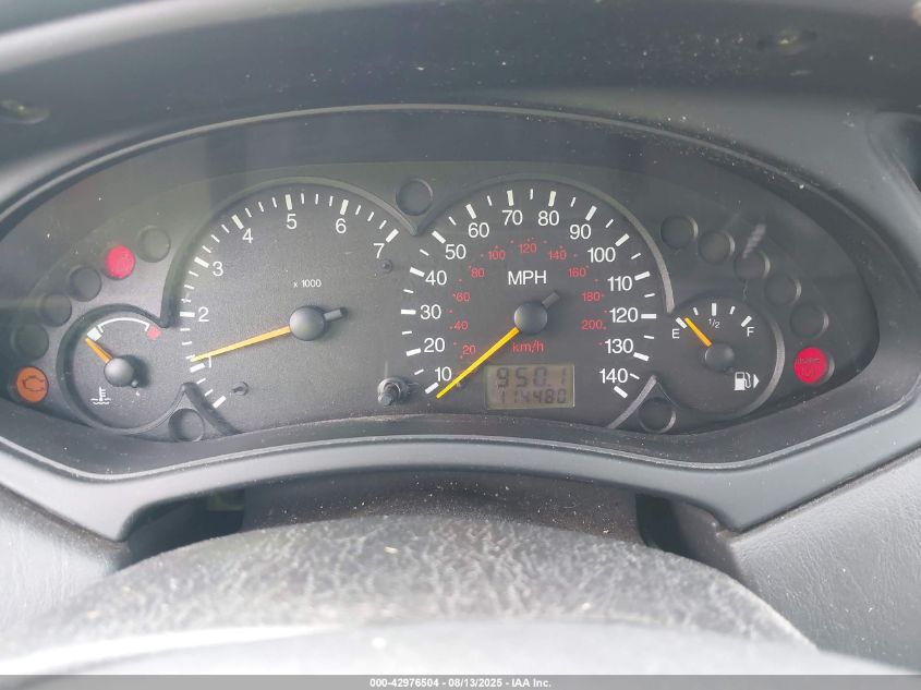 2000 Ford Focus Zx3 VIN: 3FAFP313XYR251996 Lot: 42976504