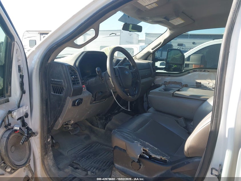 2019 Ford F-550 Chassis Xl VIN: 1FD0W5HT5KEG49319 Lot: 42976680