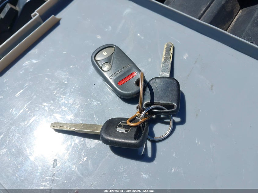 2005 Honda Civic Lx VIN: 2HGES16535H510422 Lot: 42976953