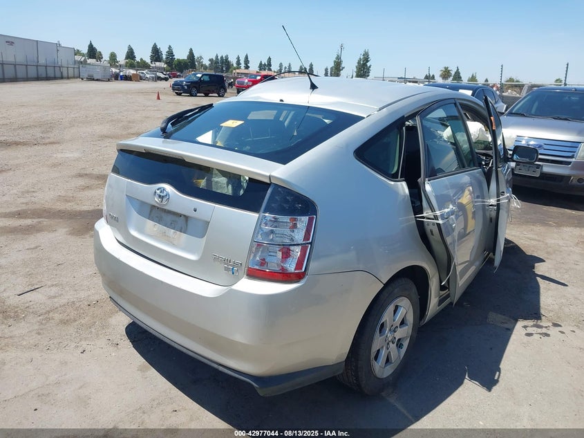 JTDKB20U053113552 2005 TOYOTA PRIUS photo no. 4
