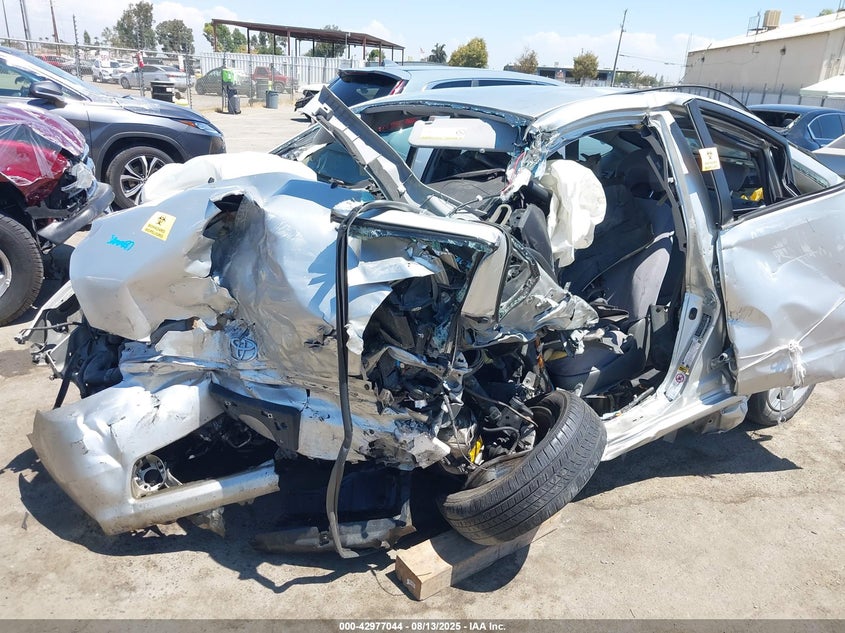 JTDKB20U053113552 2005 TOYOTA PRIUS photo no. 6