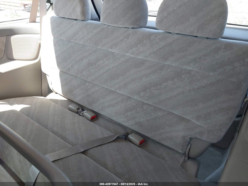 2004 Honda Odyssey Ex VIN: 5FNRL18684B009176 Lot: 42977047