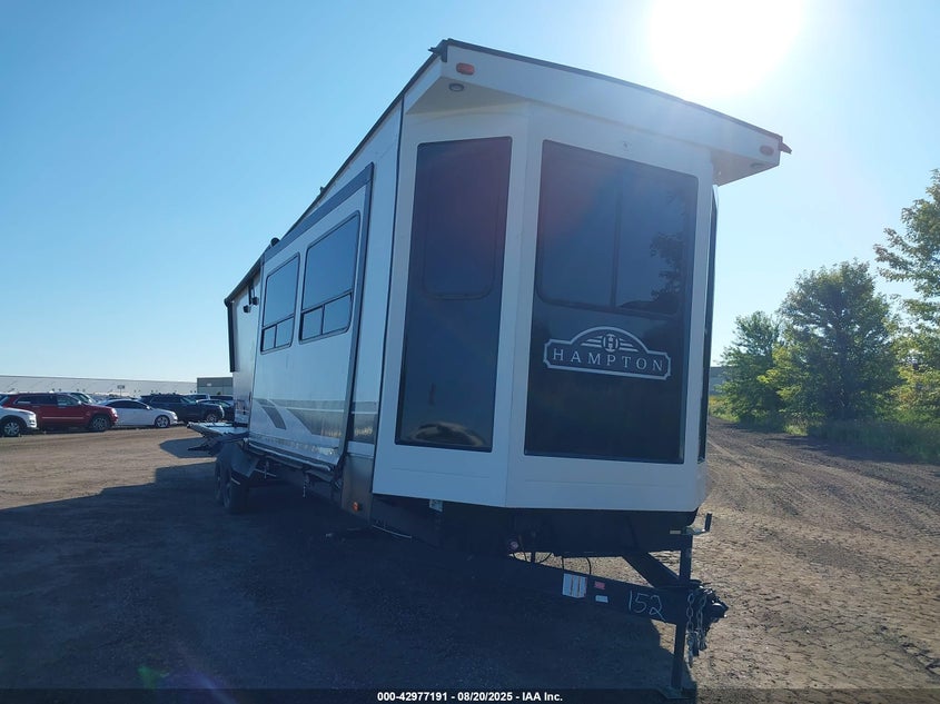 4YDTHPT20N9330152 2022 Crossroads Other auction photo 1