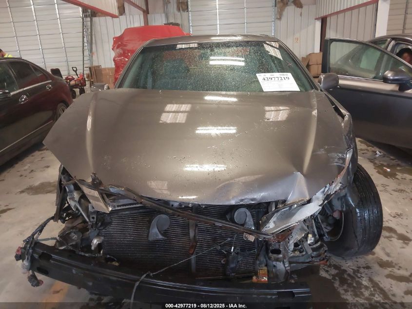 2004 Toyota Camry Le VIN: 4T1BE32K14U852765 Lot: 42977219