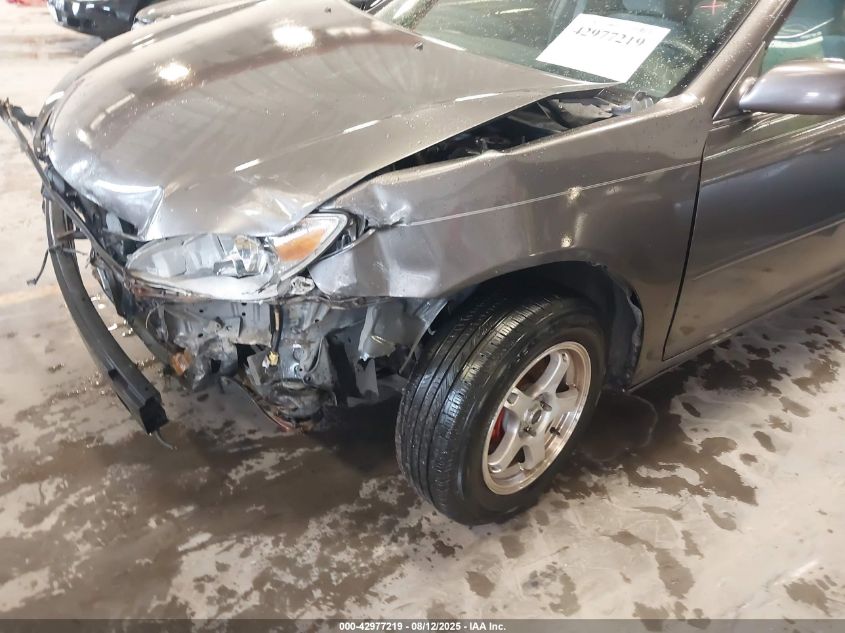 2004 Toyota Camry Le VIN: 4T1BE32K14U852765 Lot: 42977219