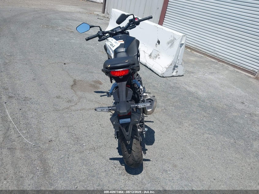 2024 HONDA CBF300 NA - MLHNC5553R5400050