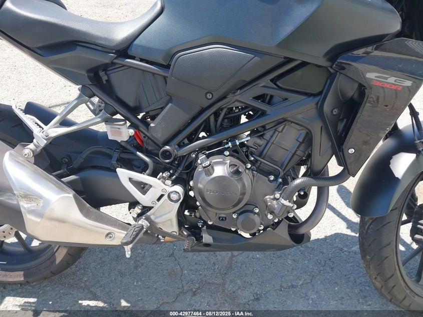 2024 HONDA CBF300 NA - MLHNC5553R5400050