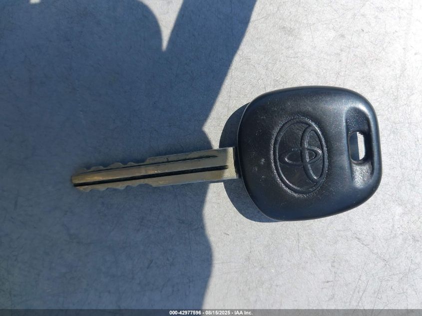 2004 Toyota Camry Xle VIN: 4T1BE30K24U377078 Lot: 42977596