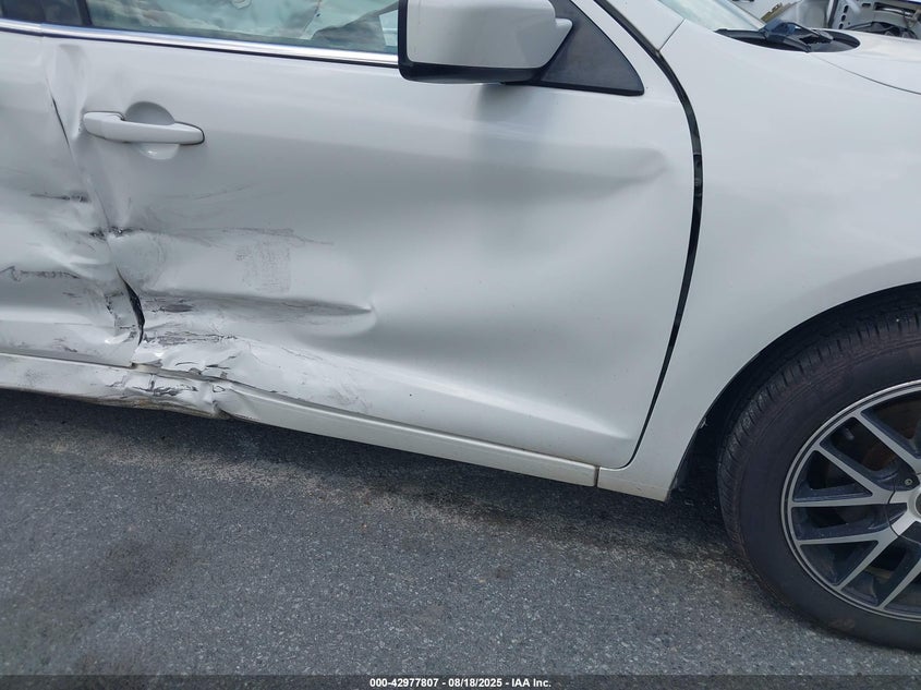 2010 Ford Fusion Se VIN: 3FAHP0HGXAR175461 Lot: 42977807