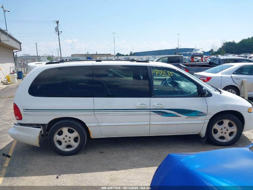 2000 Dodge Grand Caravan Se VIN: 1B4GP44R6YB688397 Lot: 42977835