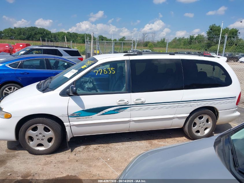 2000 Dodge Grand Caravan Se VIN: 1B4GP44R6YB688397 Lot: 42977835