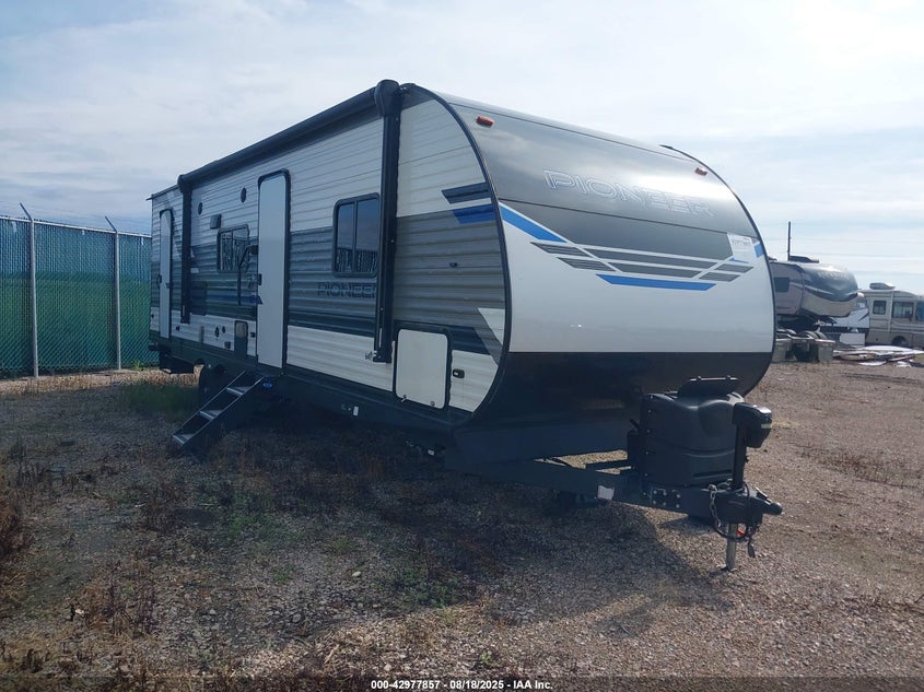 5SFPB3222NE504324 2022 Heartland Pioneer auction photo 1