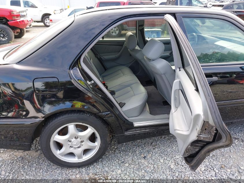 2000 Mercedes-Benz C 230 Kompressor VIN: WDBHA24G0YA855529 Lot: 42978189