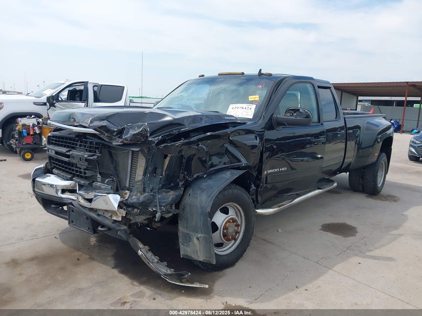 1GCJK33698F137060 2008 CHEVROLET SILVERADO photo no. 2