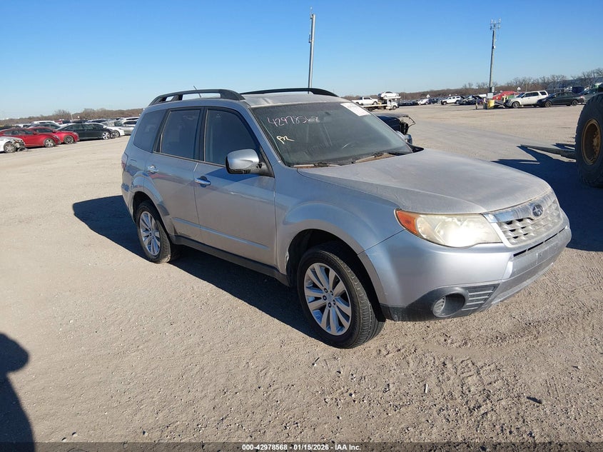 Vin: jf2shadc0ch428797, lot: 43472590, subaru forester 2.5x premium 2012 img_1