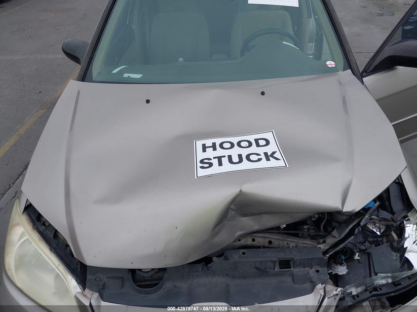 2005 Honda Civic Lx VIN: 2HGES16635H605877 Lot: 42978747