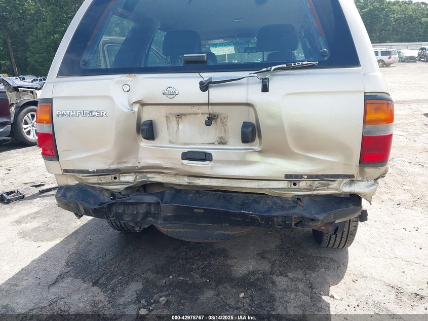 1997 Nissan Pathfinder Le/Se/Xe VIN: JN8AR05Y9VW143241 Lot: 42978767
