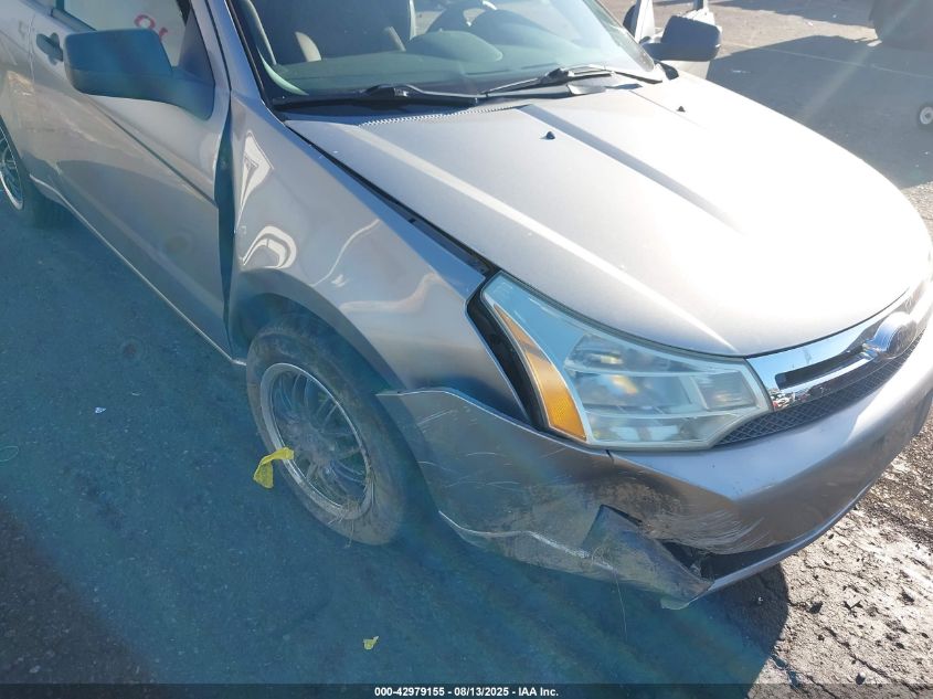 2008 Ford Focus Se/Ses VIN: 1FAHP33NX8W125917 Lot: 42979155