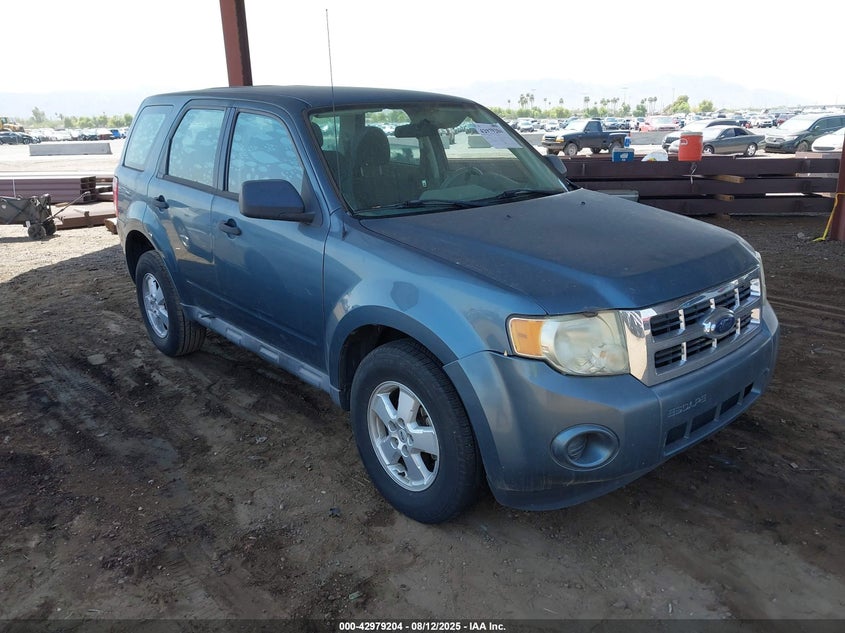 1FMCU0C77AKA12349 2010 Ford Escape Xls auction photo 1