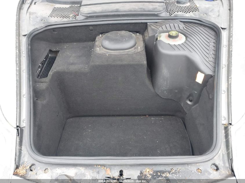 2001 Porsche 911 Carrera/Carrera 4 VIN: WP0AA29911S620165 Lot: 42979235