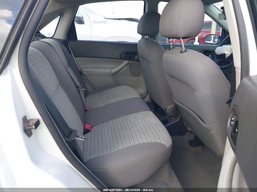 2007 Ford Focus S/Se/Ses VIN: 1FAFP34N87W351460 Lot: 42979261