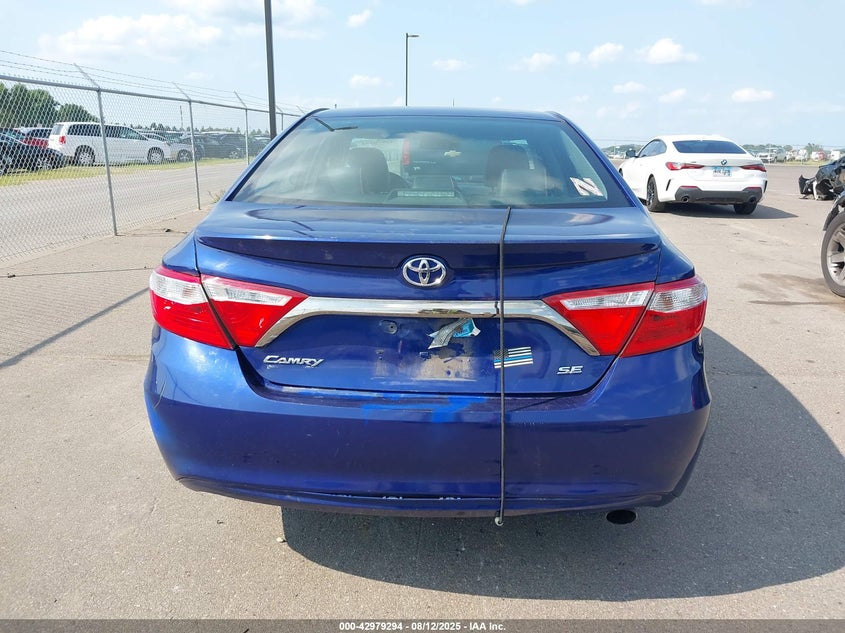 2015 Toyota Camry Se VIN: 4T1BF1FK1FU963511 Lot: 42979294