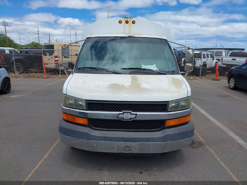 2004 Chevrolet Express Cutaway Base W/C7L/C7N VIN: 1GBJG31U441163855 Lot: 42979383