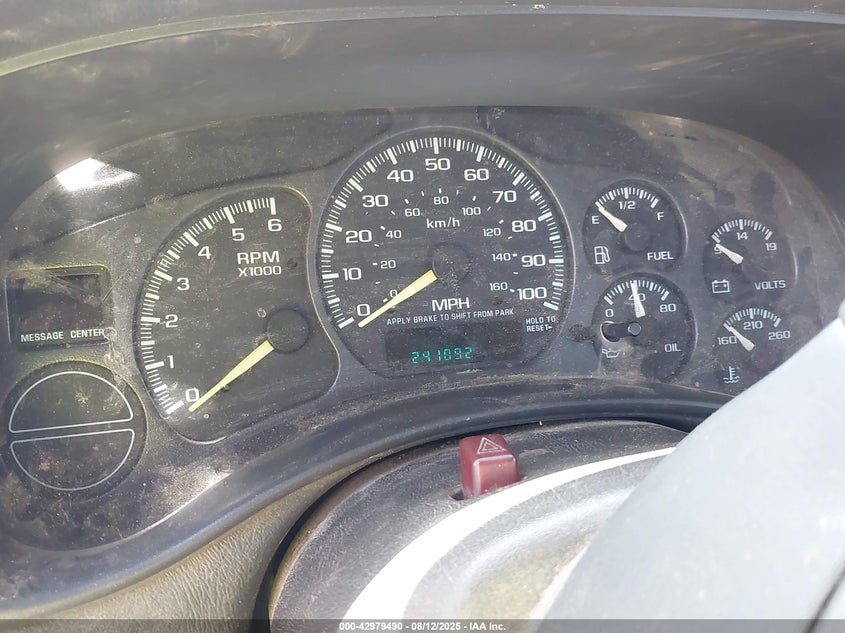 2000 Chevrolet Silverado 1500 VIN: 1GCEC14T6YE353090 Lot: 42979490