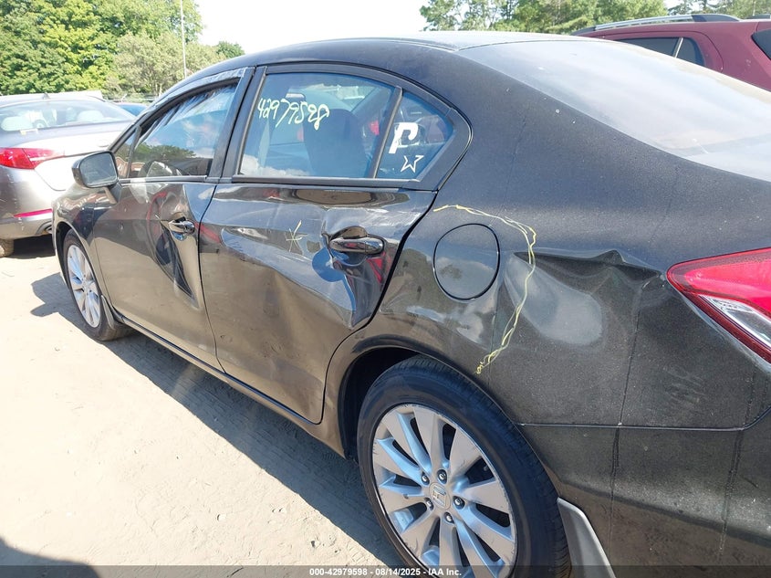2014 HONDA CIVIC LX - 19XFB2F51EE016189