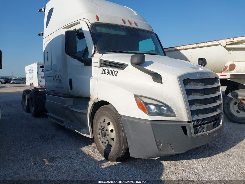 3AKJHHDR1LSLY0034 2020 Freightliner New Cascadia 126 auction photo 1