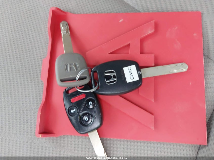 2012 Honda Civic Hf VIN: 2HGFB2F66CH552549 Lot: 42979769