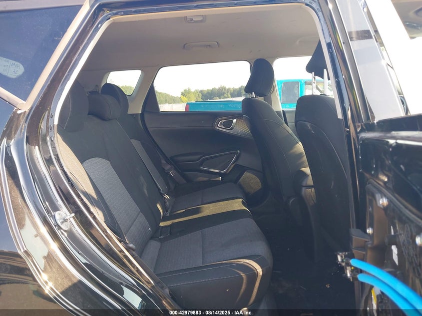 2021 KIA SOUL auction photo 8