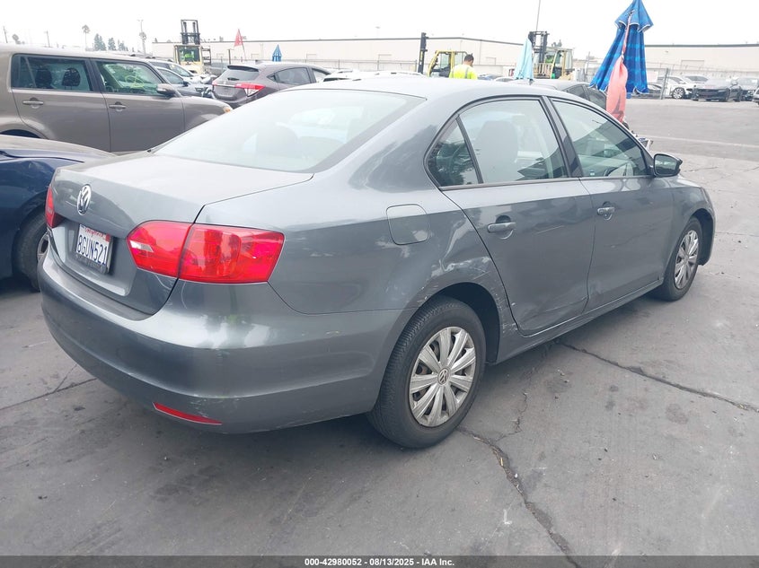 2014 VOLKSWAGEN JETTA 2.0L S - 3VW2K7AJ3EM288357