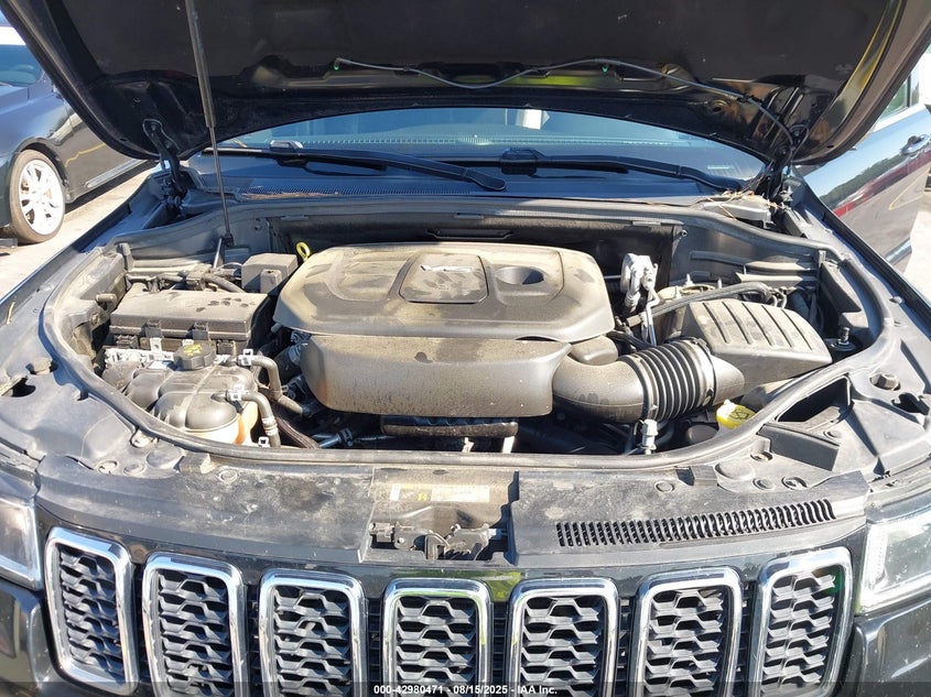 JEEP GRAND CHEROKEE - zdjęcie 10