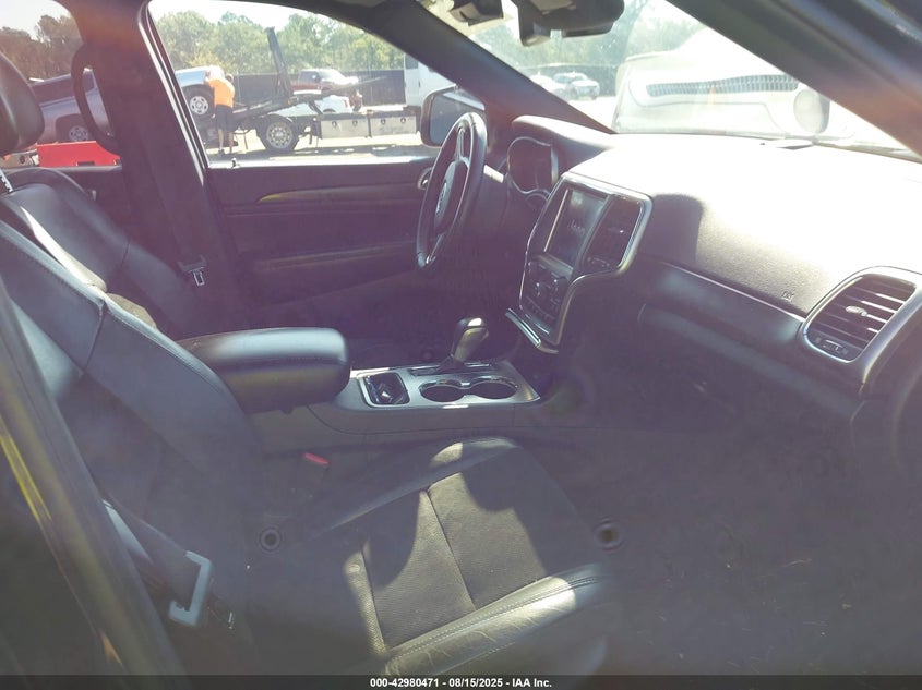 JEEP GRAND CHEROKEE - zdjęcie 5