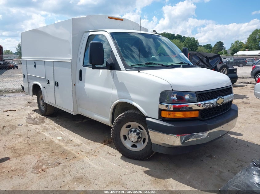 1GB0GRFG0K1187861 2019 Chevrolet Express Cutaway Work Van auction photo 1