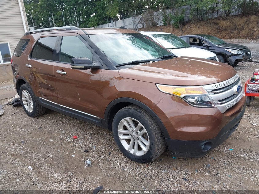FORD EXPLORER XLT
