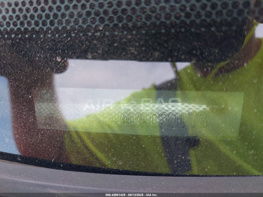 1998 Ford F-150 Lariat/Xl/Xlt VIN: 1FTZF07W4WKC20173 Lot: 42981429