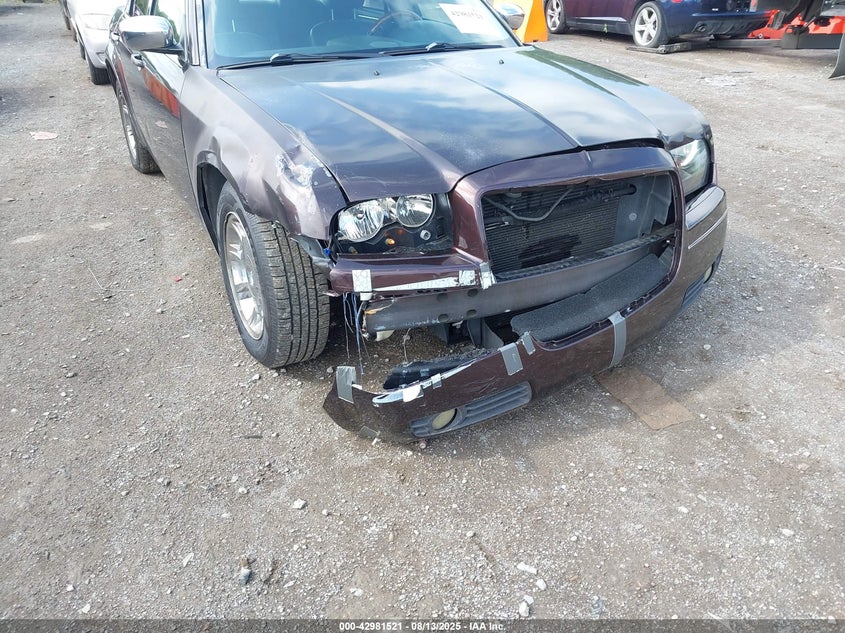 2005 Chrysler 300 Touring VIN: 2C3AA53G95H548576 Lot: 42981521