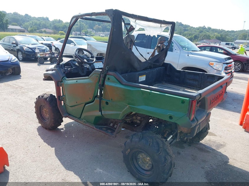 1HFVE04A8G4005613 2016 HONDA SXS photo no. 3