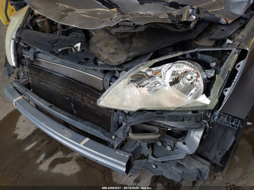 2008 Honda Cr-V Lx VIN: 3CZRE38388G702738 Lot: 42982327