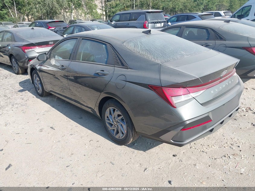 KMHLM4DJ4SU173054 2025 HYUNDAI ELANTRA photo no. 3