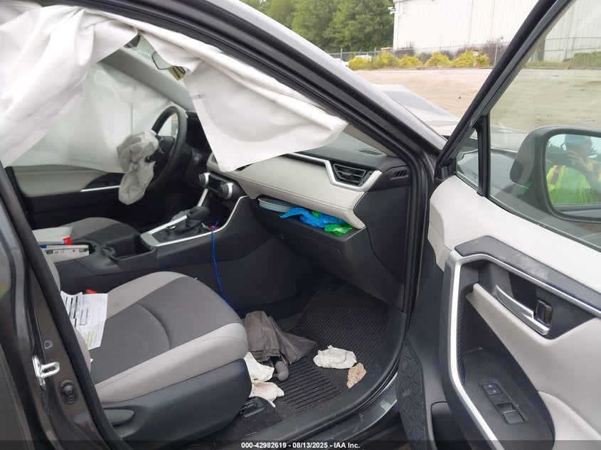 4T3RWRFV3SU180957 2025 TOYOTA RAV 4 photo no. 5
