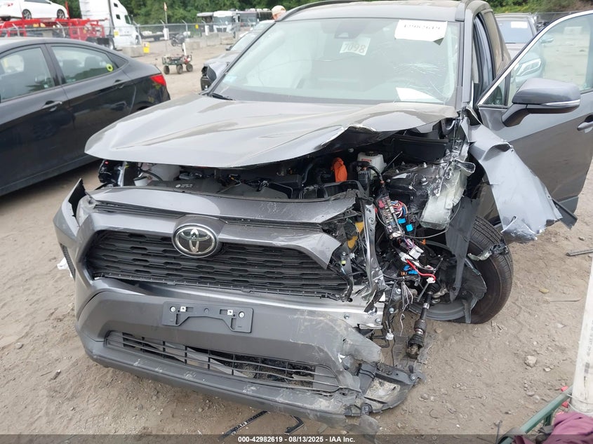 4T3RWRFV3SU180957 2025 TOYOTA RAV 4 photo no. 6
