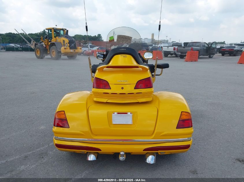 2002 Honda Gl1800 VIN: 1HFSC47042A110436 Lot: 42982913