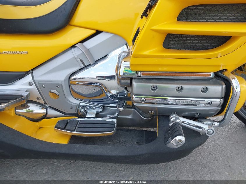 2002 Honda Gl1800 VIN: 1HFSC47042A110436 Lot: 42982913